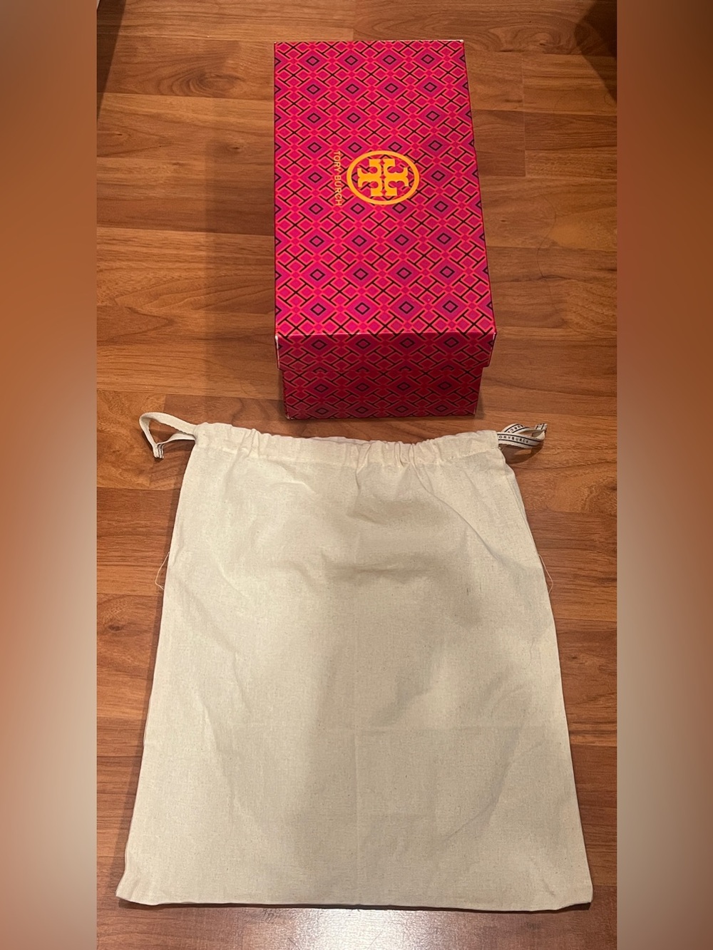 Tory Burch Reva Travel Suede Ballet Flat in Dark Cocoa - size 6.5 - NWOB - Picture 11 of 11